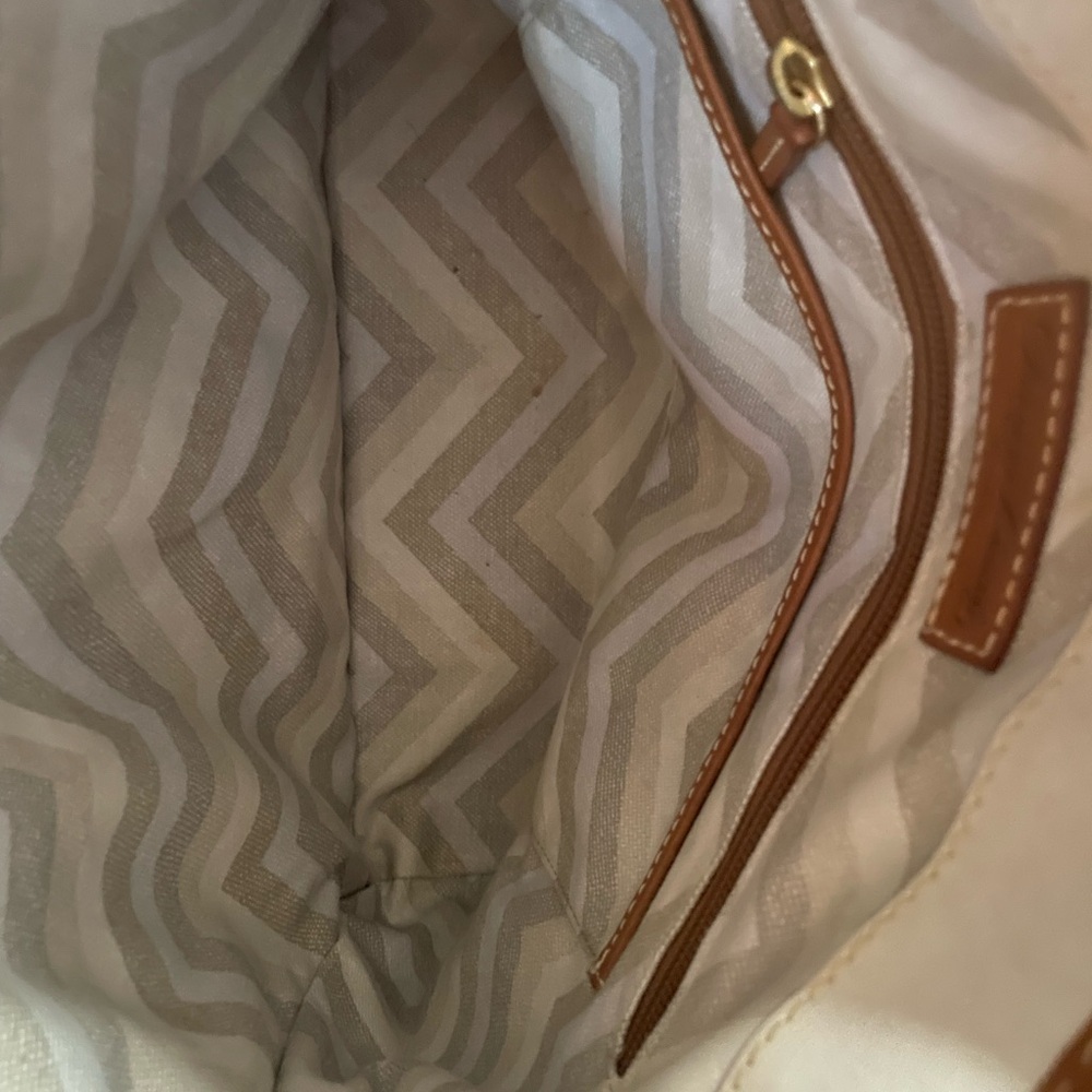 Dooney & Bourke Black and Tan Leather Trim Tote And Pouch NWOT - Picture 11 of 15